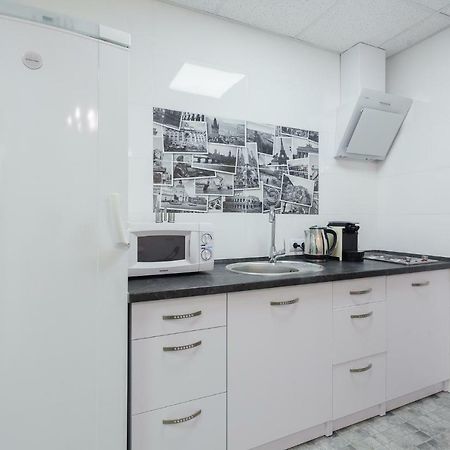 Skyhome Na Nauky Kyiv Exterior photo